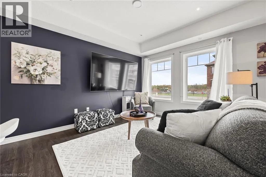 70 WILLOWRUN Drive Unit# A2, #A2