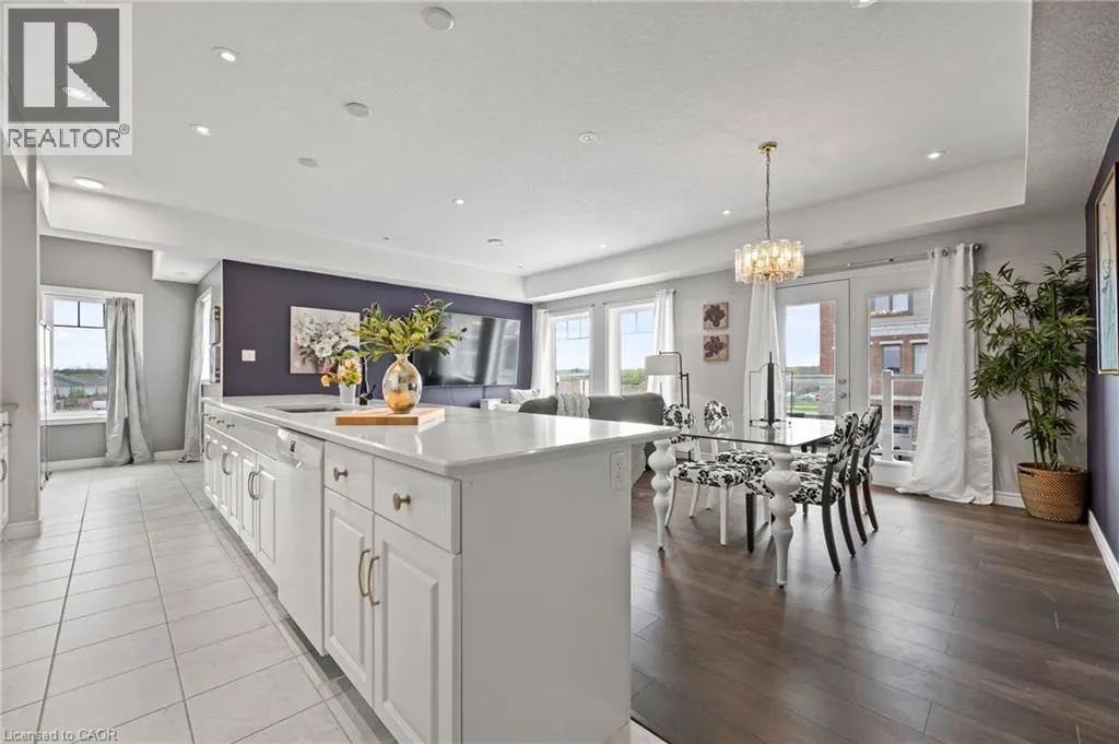 70 WILLOWRUN Drive Unit# A2, #A2