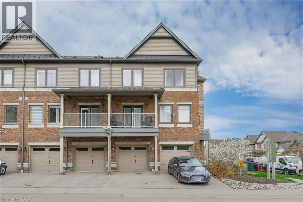 70 WILLOWRUN Drive Unit# A2, #A2