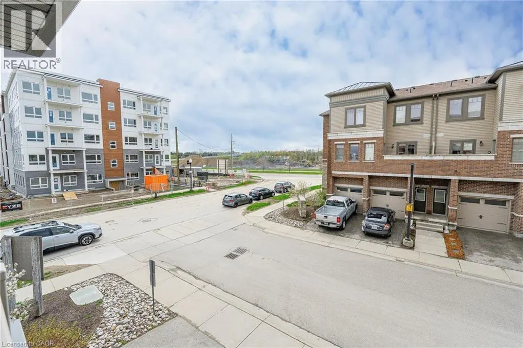 70 WILLOWRUN Drive Unit# A2, #A2
