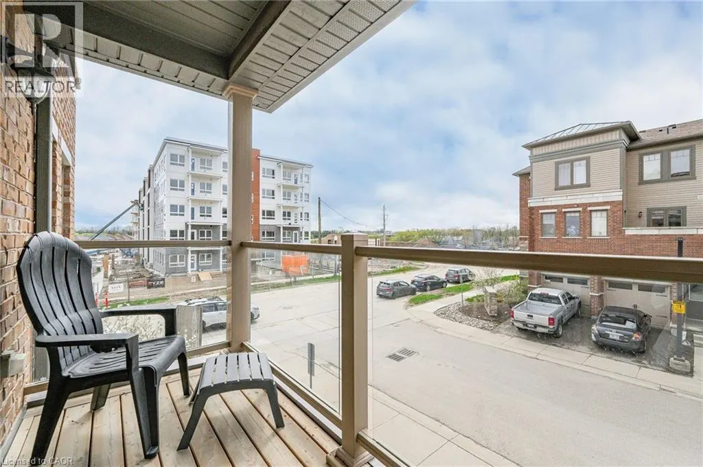 70 WILLOWRUN Drive Unit# A2, #A2