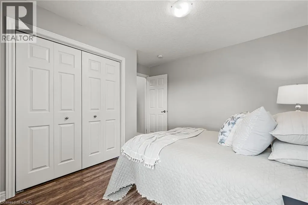70 WILLOWRUN Drive Unit# A2, #A2