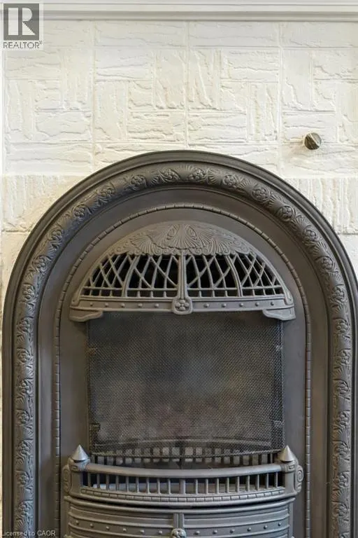 6 PRINCE Street