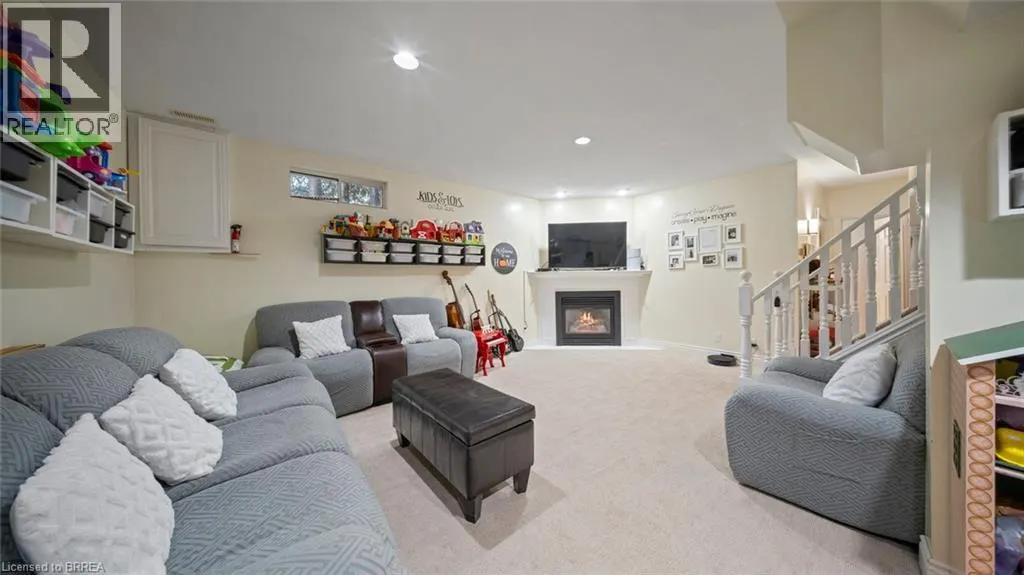 27 GILLIN Road