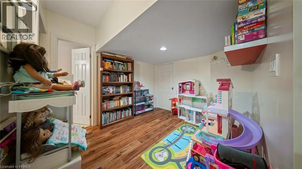 27 GILLIN Road