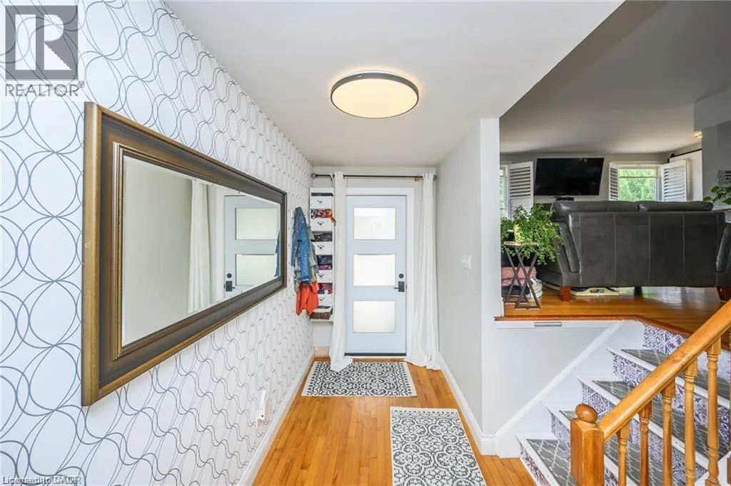 551 CHAMBERLAIN Road Unit# Upper, #Upper