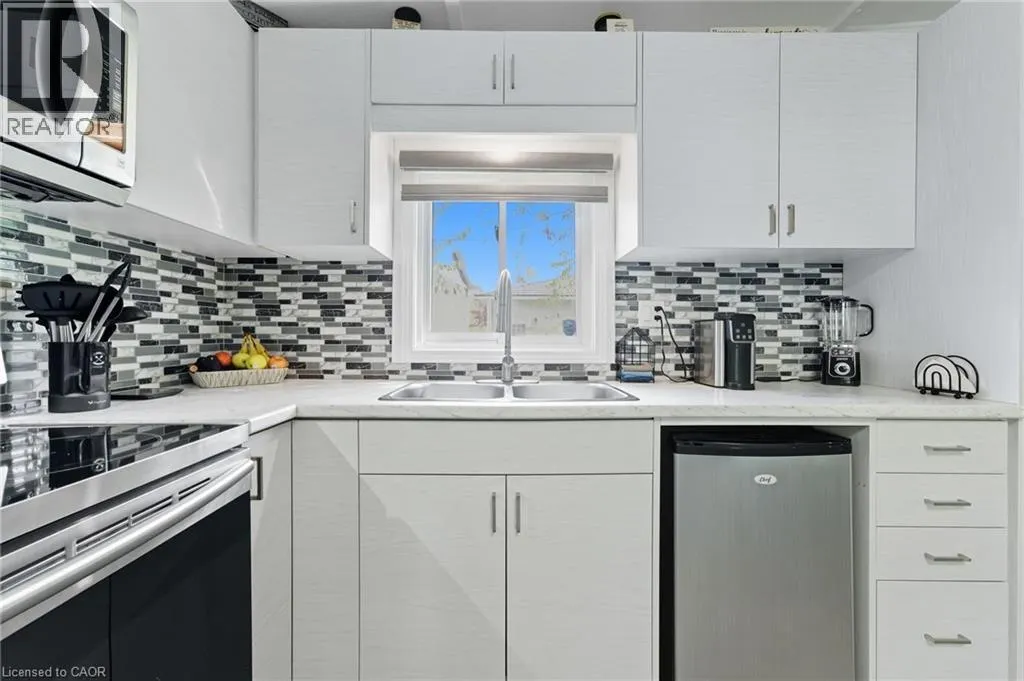 673 BRANT WATERLOO Road Unit# 518, #518