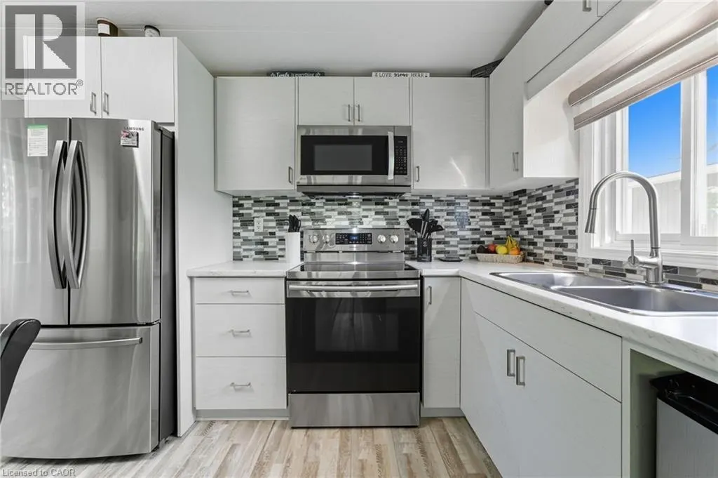 673 BRANT WATERLOO Road Unit# 518, #518