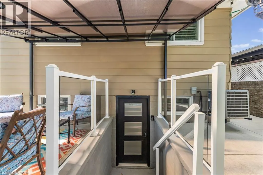 551 CHAMBERLAIN Road Unit# Lower, #Lower