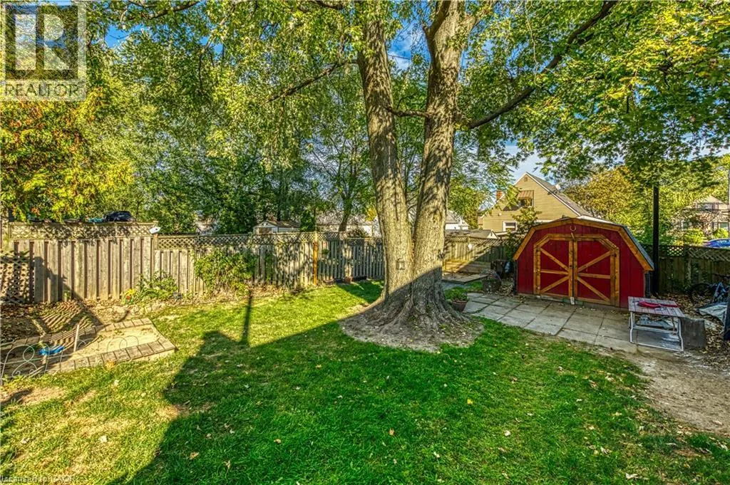 579 UPPER SHERMAN Avenue