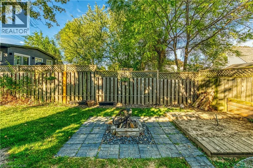 579 UPPER SHERMAN Avenue