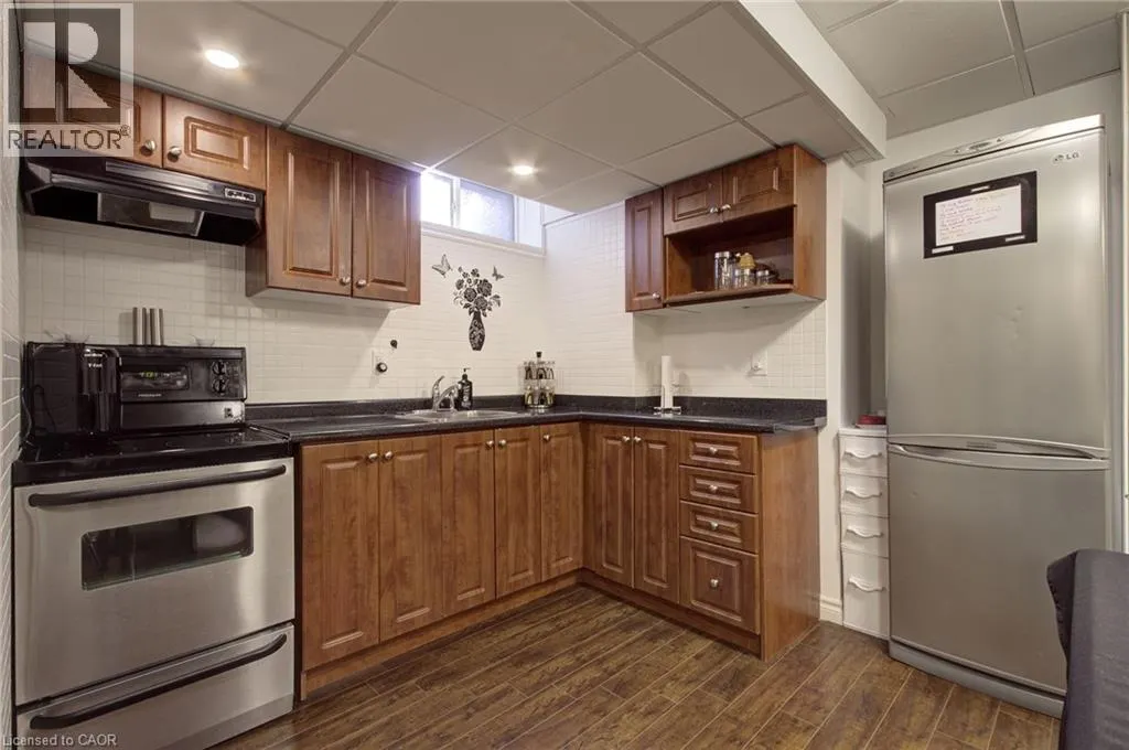 3308 GRANITE Gate