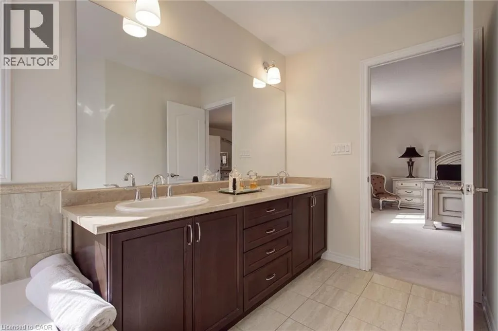 3308 GRANITE Gate