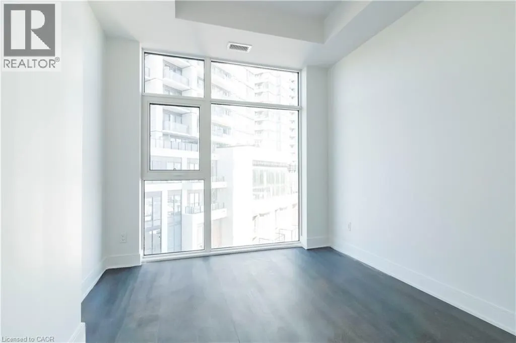 25 WELLINGTON Street S Unit# 409, #409