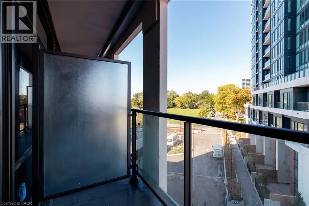 25 WELLINGTON Street S Unit# 409, #409