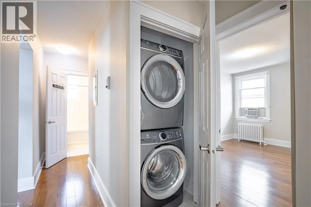 366 JOHN Street S Unit# 14, #14