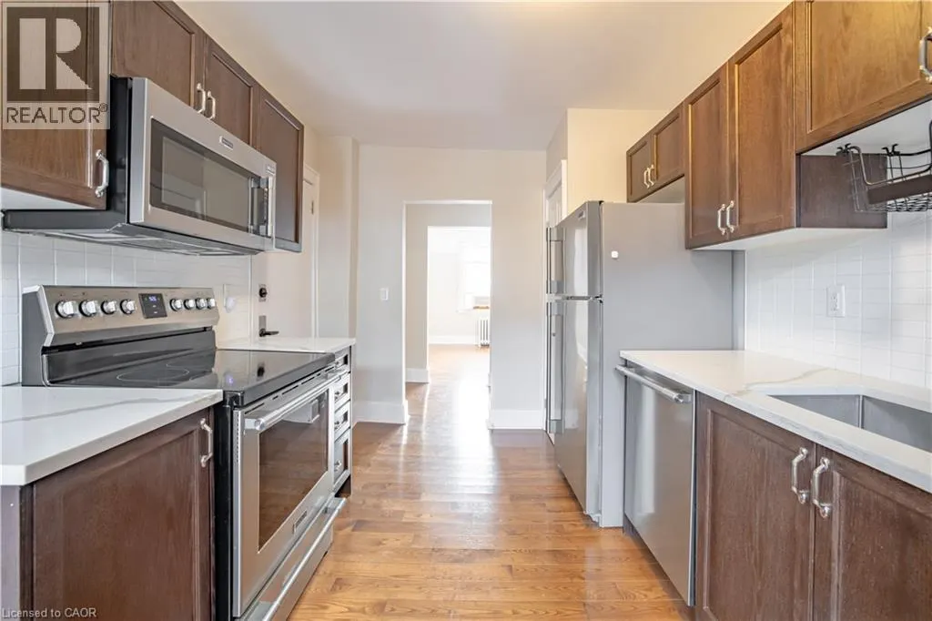 366 JOHN Street S Unit# 14, #14