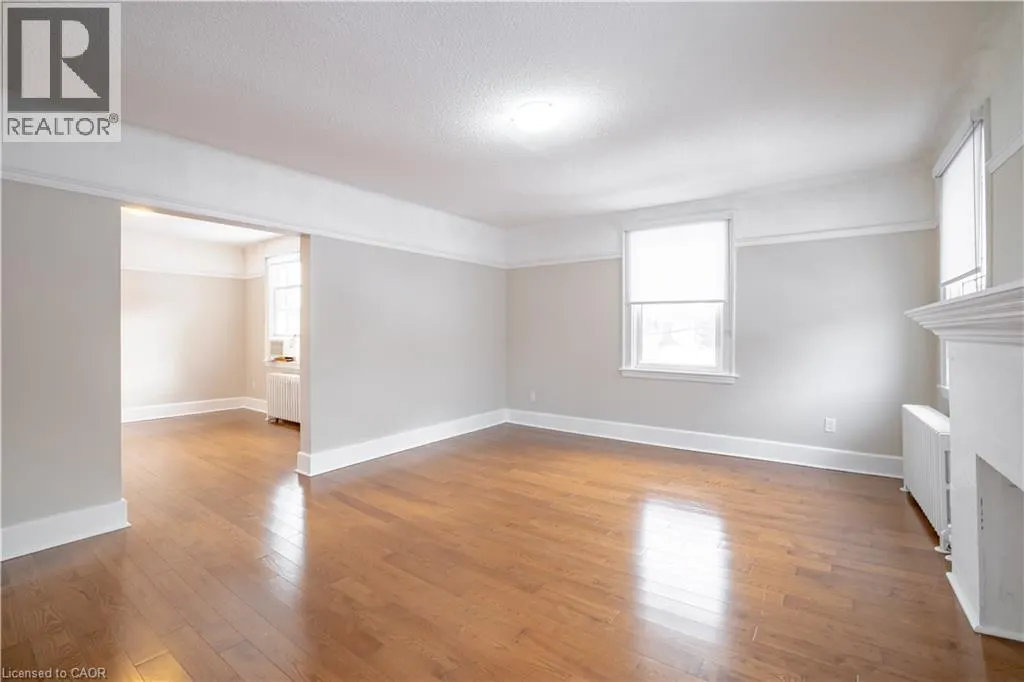 366 JOHN Street S Unit# 14, #14