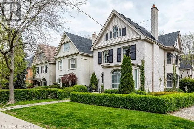 142 ABERDEEN Avenue