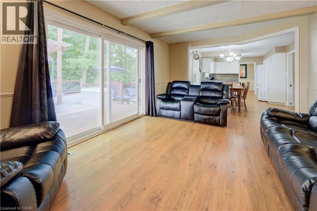 6 PURPLE MARTIN Court