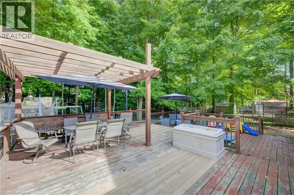 6 PURPLE MARTIN Court