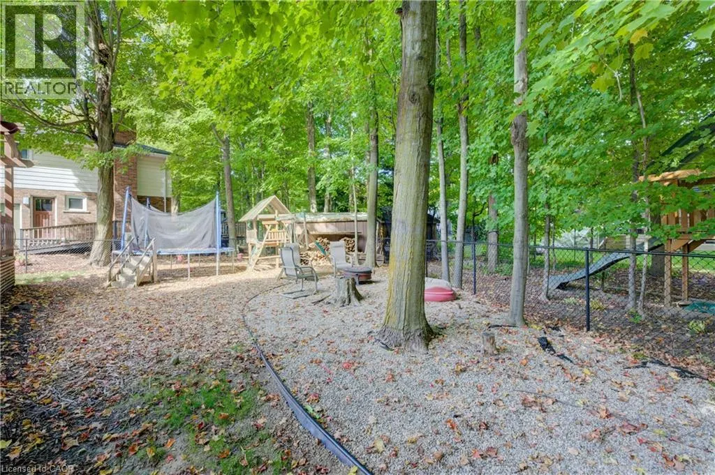 6 PURPLE MARTIN Court