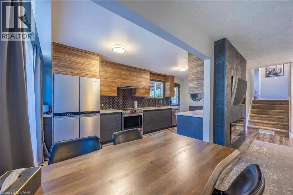 10 BECKETT Boulevard