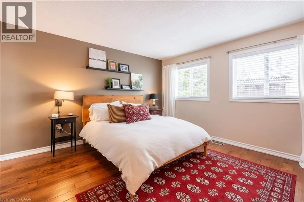 136 GLENARIFF Drive