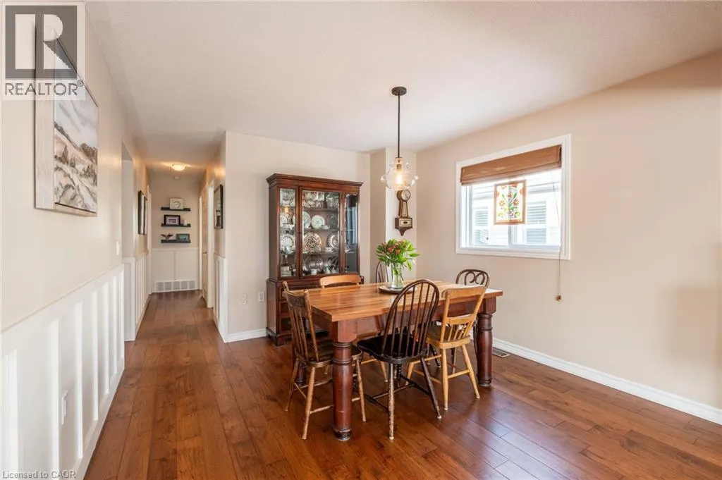 136 GLENARIFF Drive