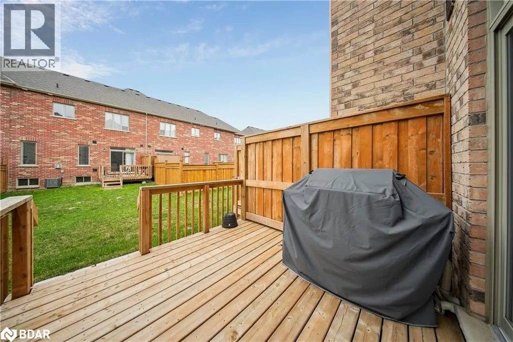 4 HICKLING Lane