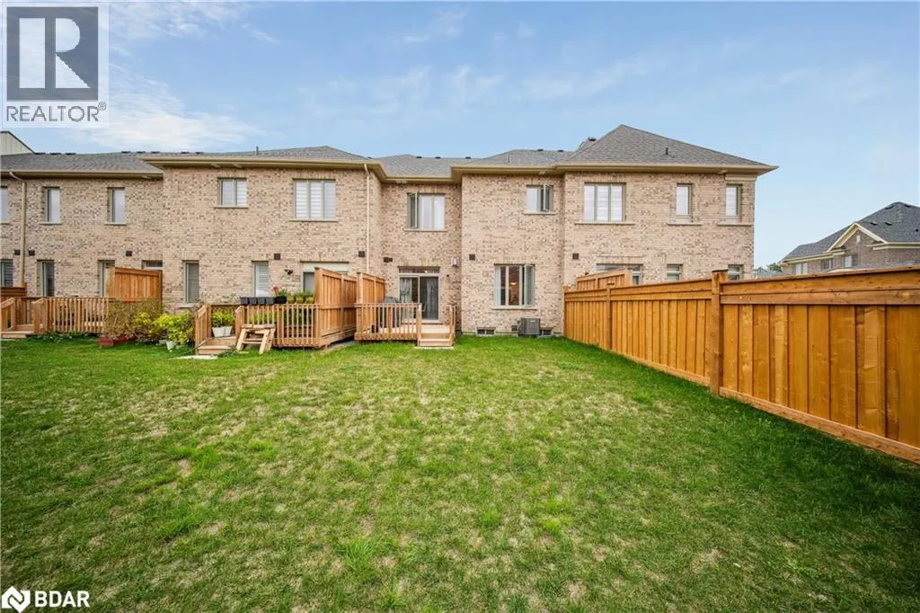 4 HICKLING Lane