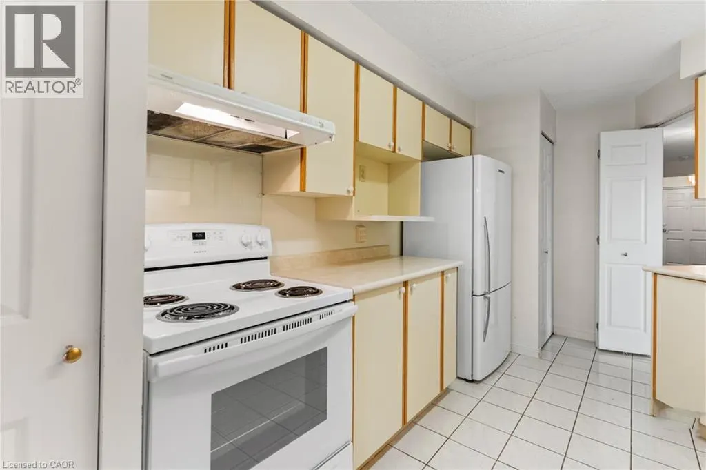 281 BRISTOL Street Unit# 404, #404