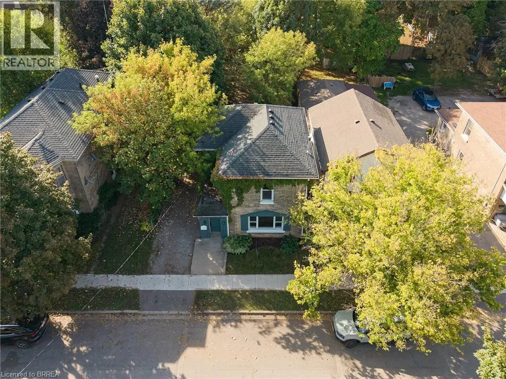 235 DARLING Street