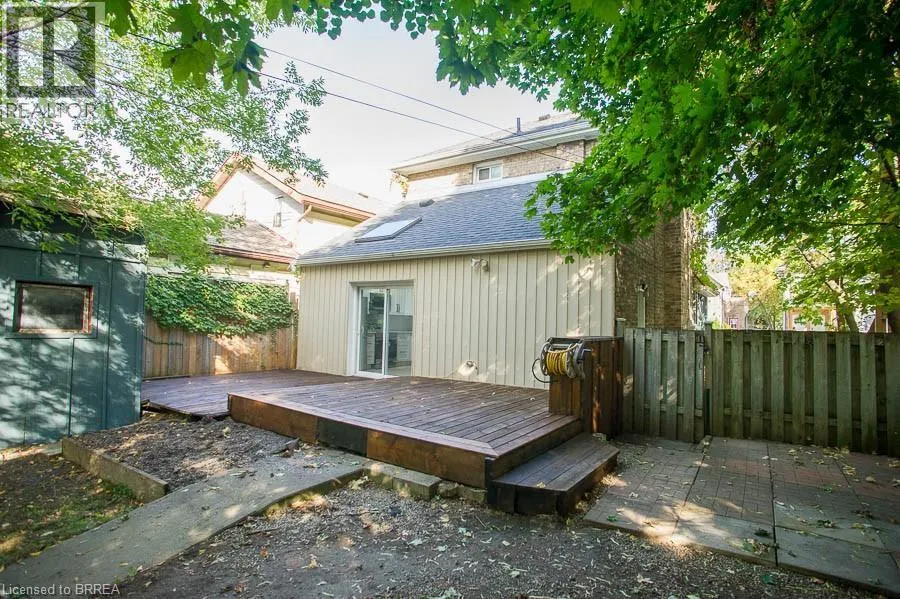 235 DARLING Street