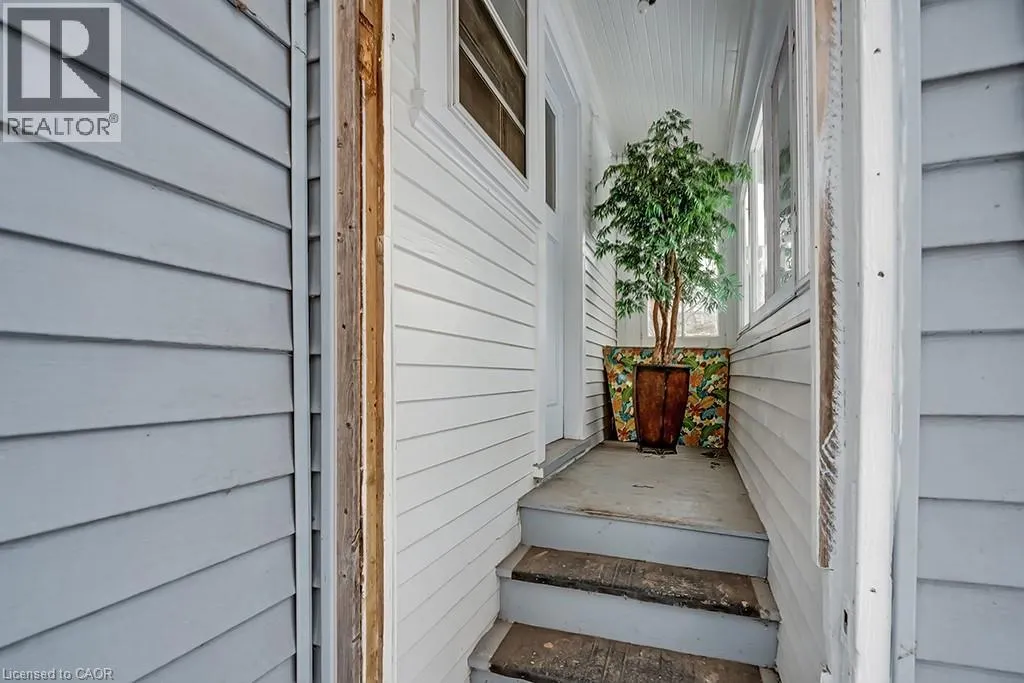 1415 LAKESHORE Road