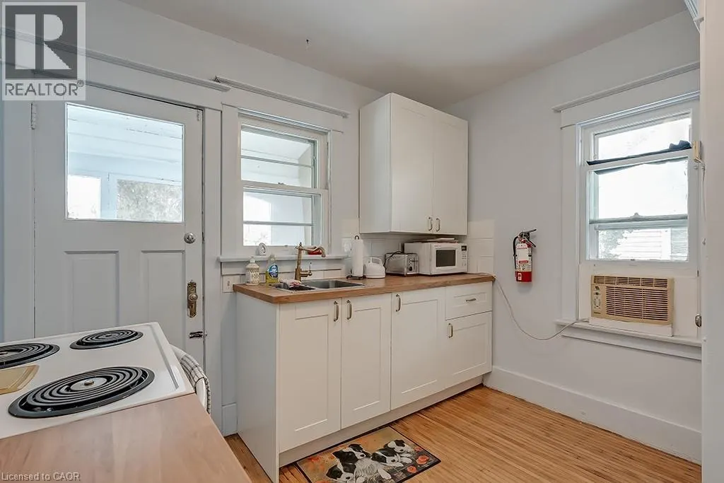 1415 LAKESHORE Road