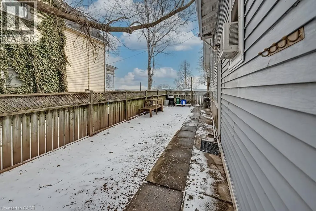 1415 LAKESHORE Road