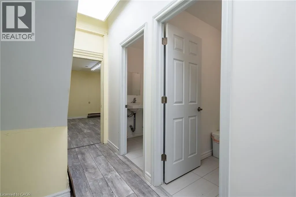 135 JAMES Street N Unit# 2, #2