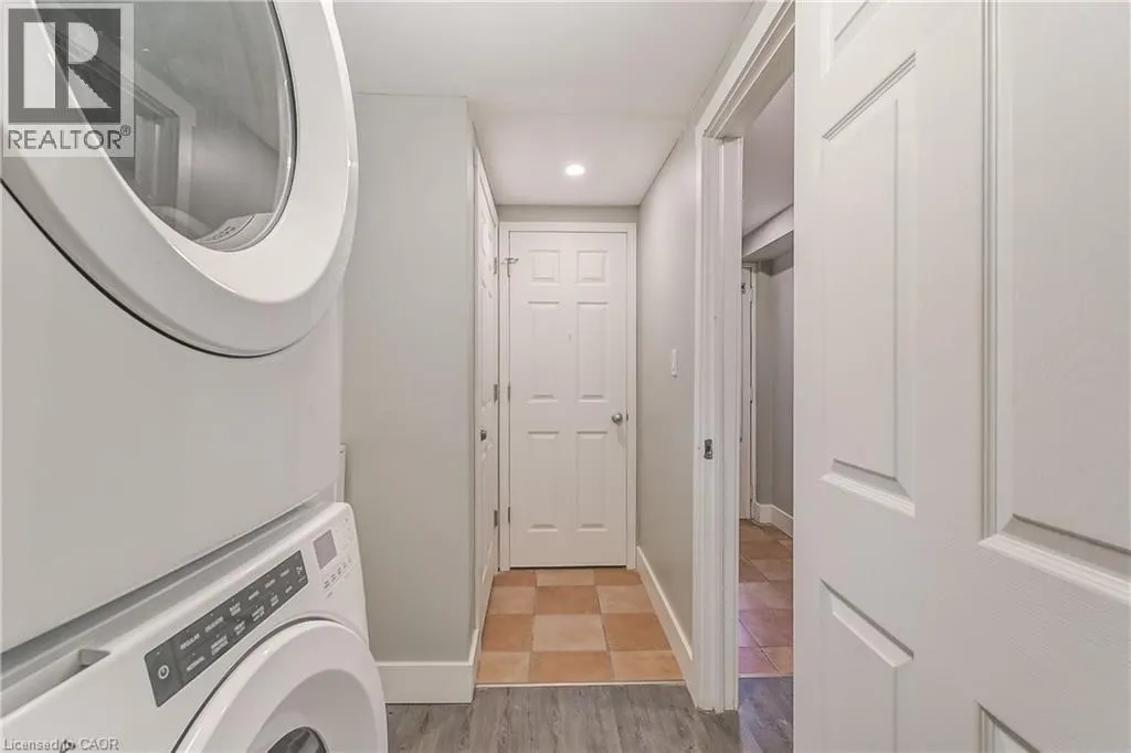 672 CASTLEGUARD Crescent Unit# 2, #2