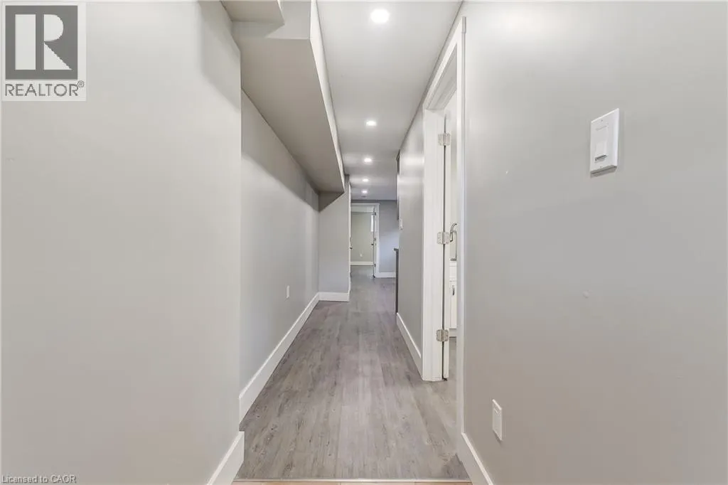 672 CASTLEGUARD Crescent Unit# 2, #2