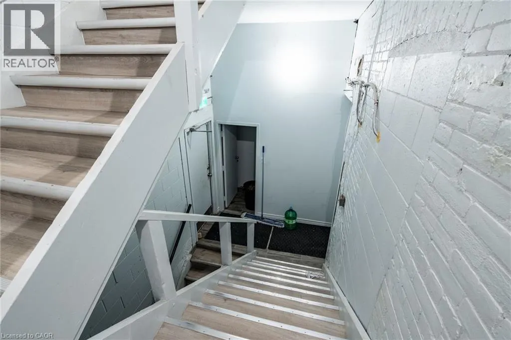 135 JAMES Street N Unit# 3, #3