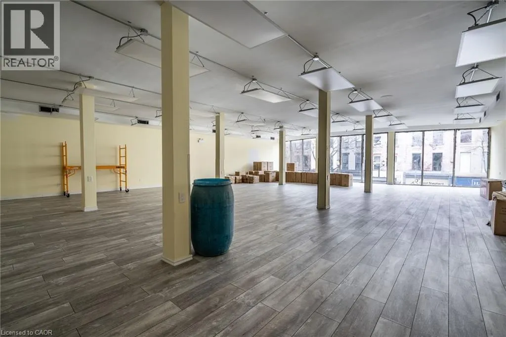 135 JAMES Street N Unit# 3, #3