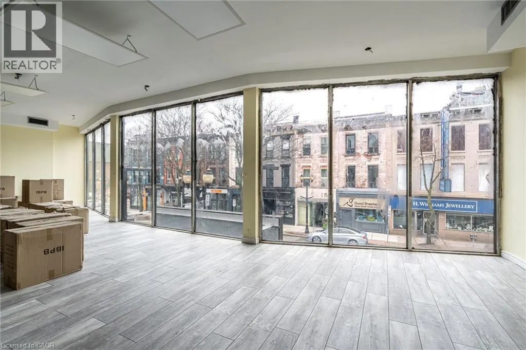 135 JAMES Street N Unit# 3, #3