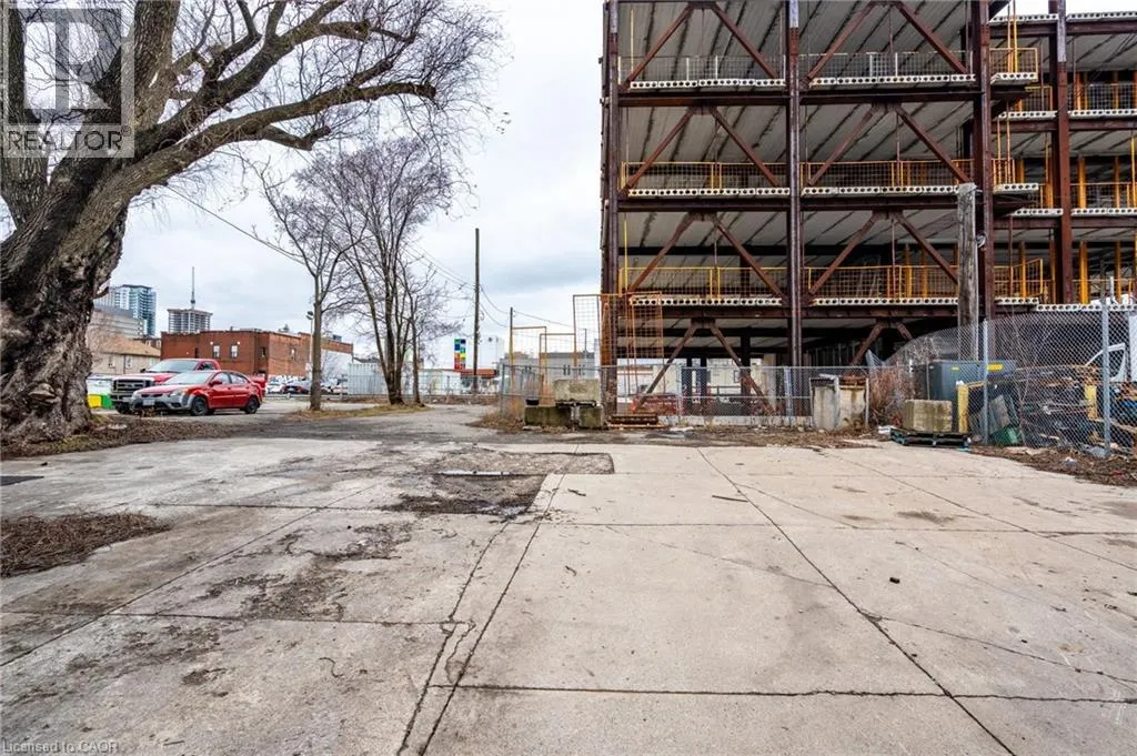 135 JAMES Street N Unit# 3, #3