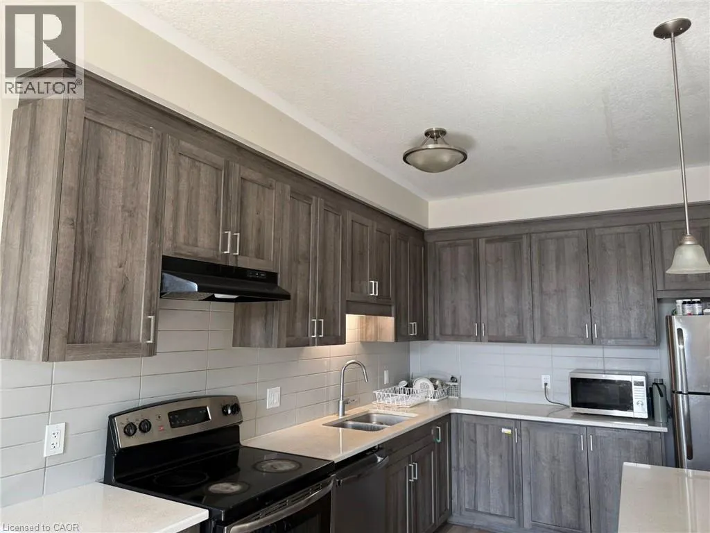25 ISHERWOOD Avenue Unit# J137, #J137