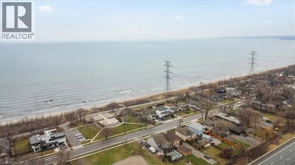 1019 BEACH Boulevard