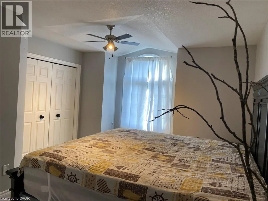 226 BUSH CLOVER Crescent