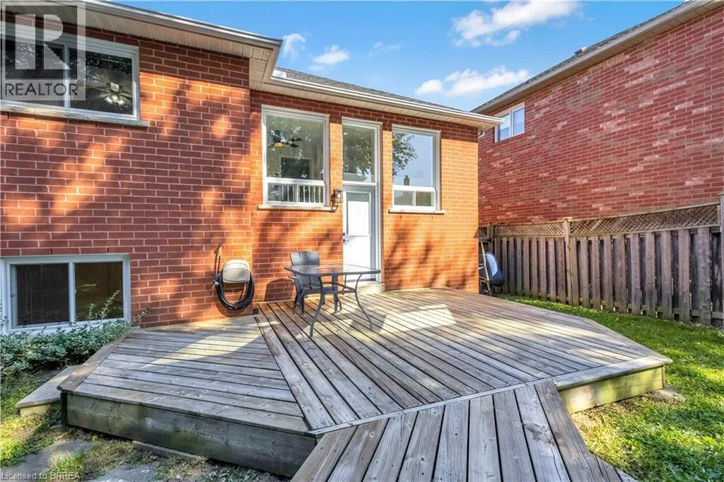 10 HARLEY Avenue