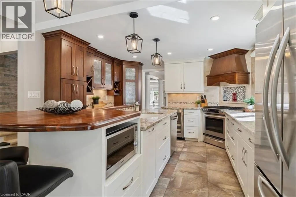 44 SUNVALE Place