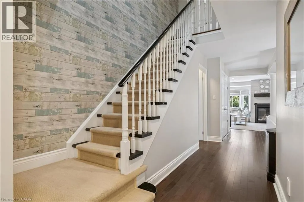 44 SUNVALE Place